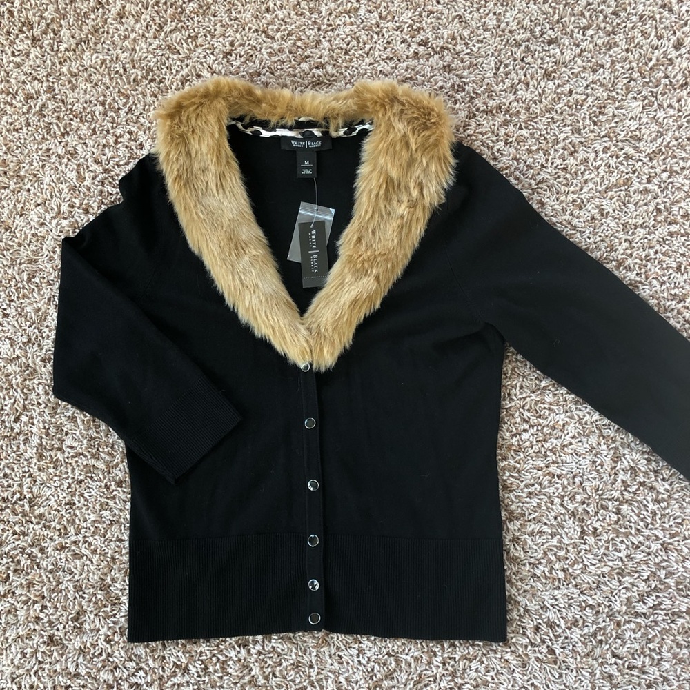 White House/Black Market NWT Ladies sweater sz M